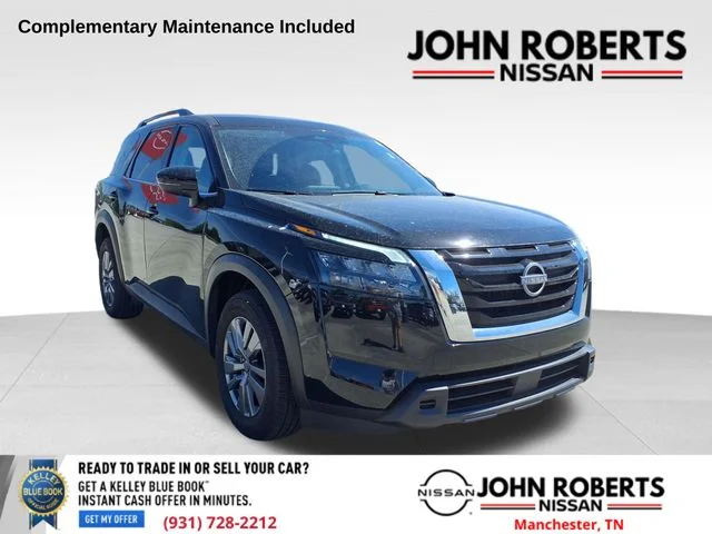 2025 Nissan Pathfinder SV 4WD's photo