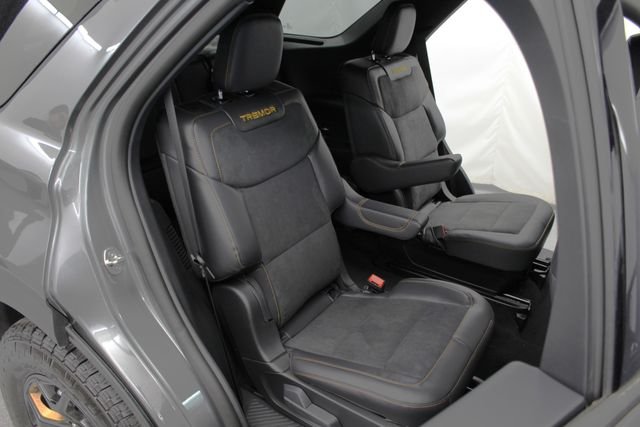 New 2026 Carbonized Gray Metallic Ford Tremor® image 25
