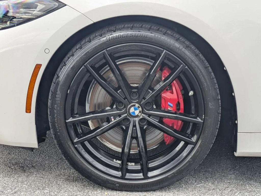 Used 2024 White BMW M440i image 9