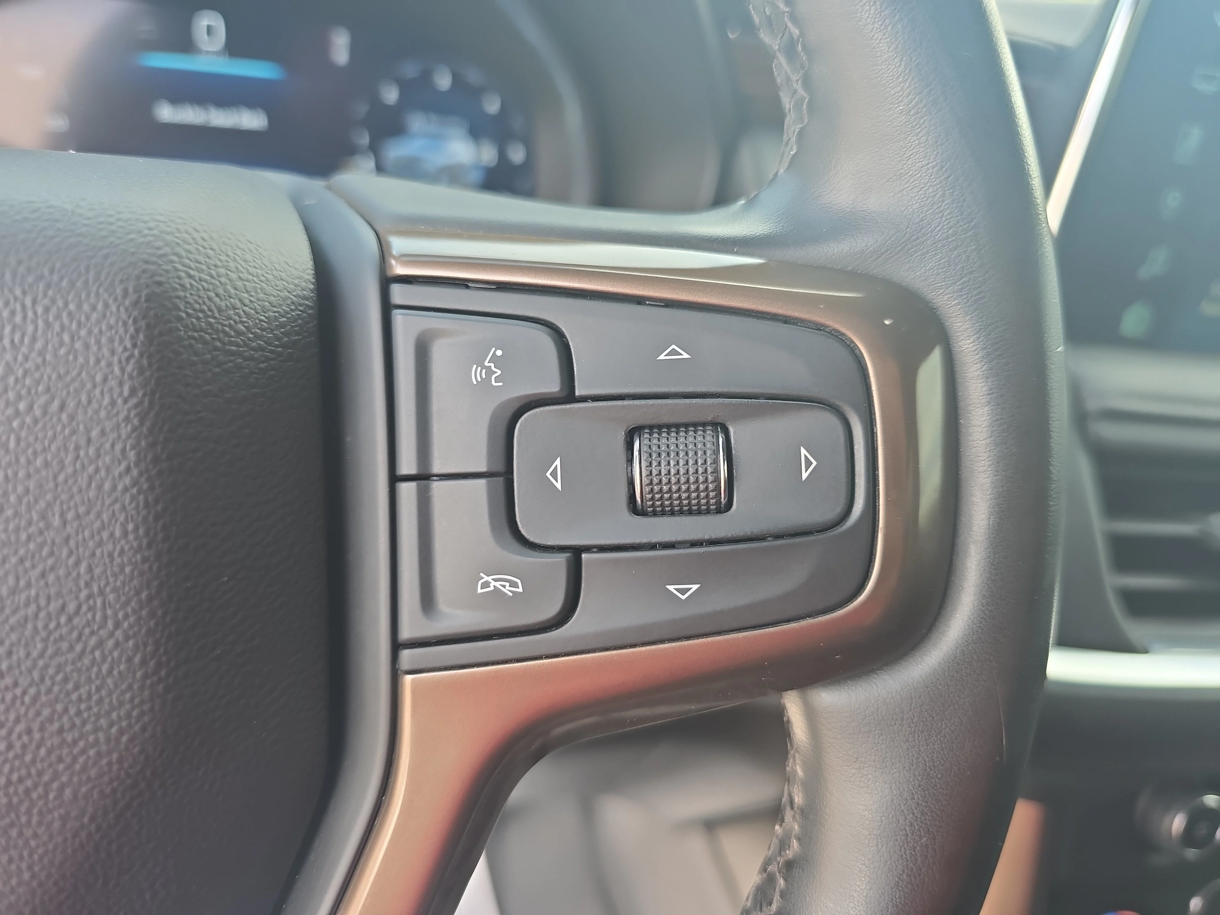 Used 2023 Sterling Gray Metallic Chevrolet High Country image 19