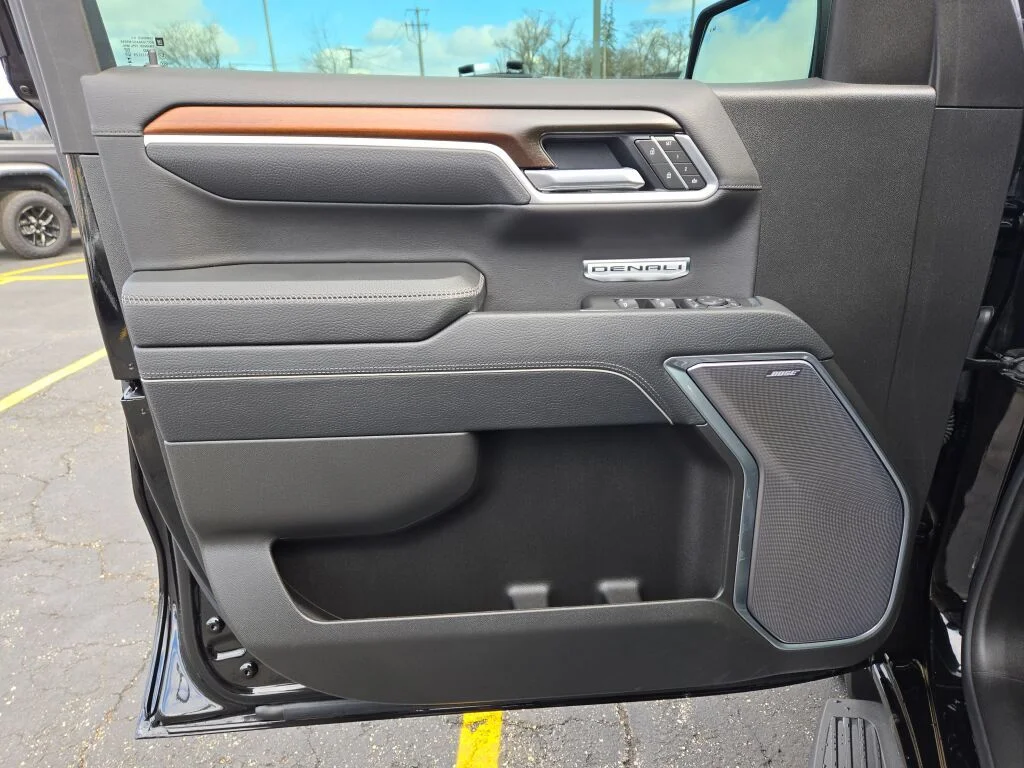Used 2026 Black GMC Denali image 21