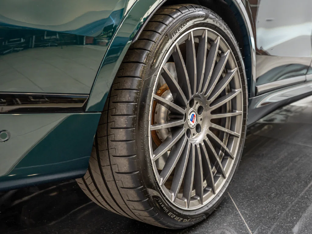 Used 2026 Alpina Green Metallic BMW ALPINA XB7 image 61