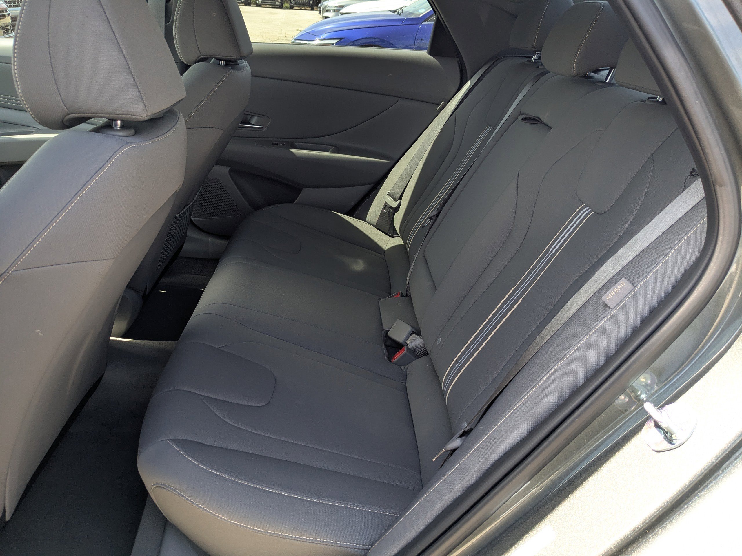 2025 Hyundai Elantra SEL - Photo 14
