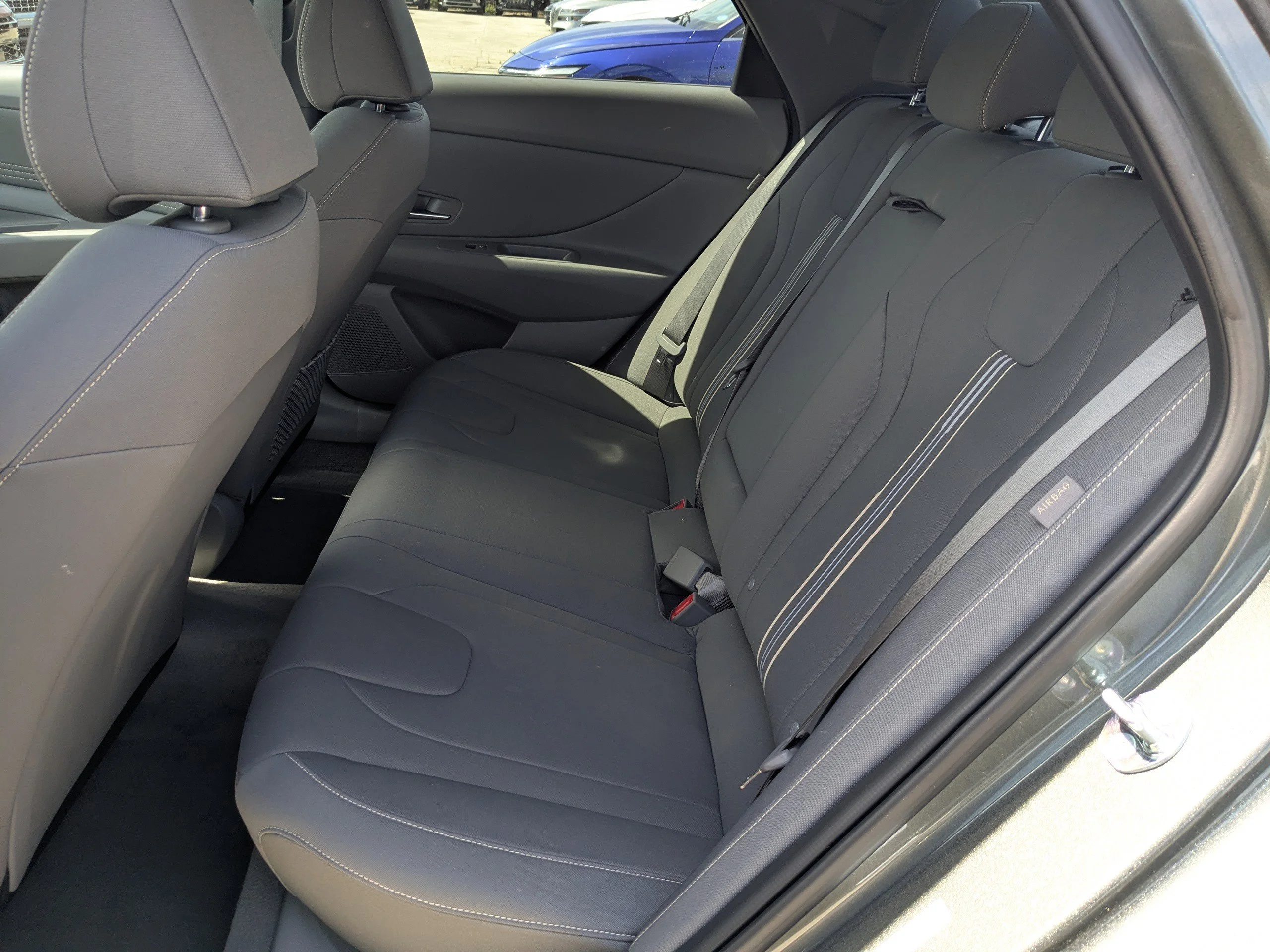 2025 Hyundai Elantra SEL - Photo 14