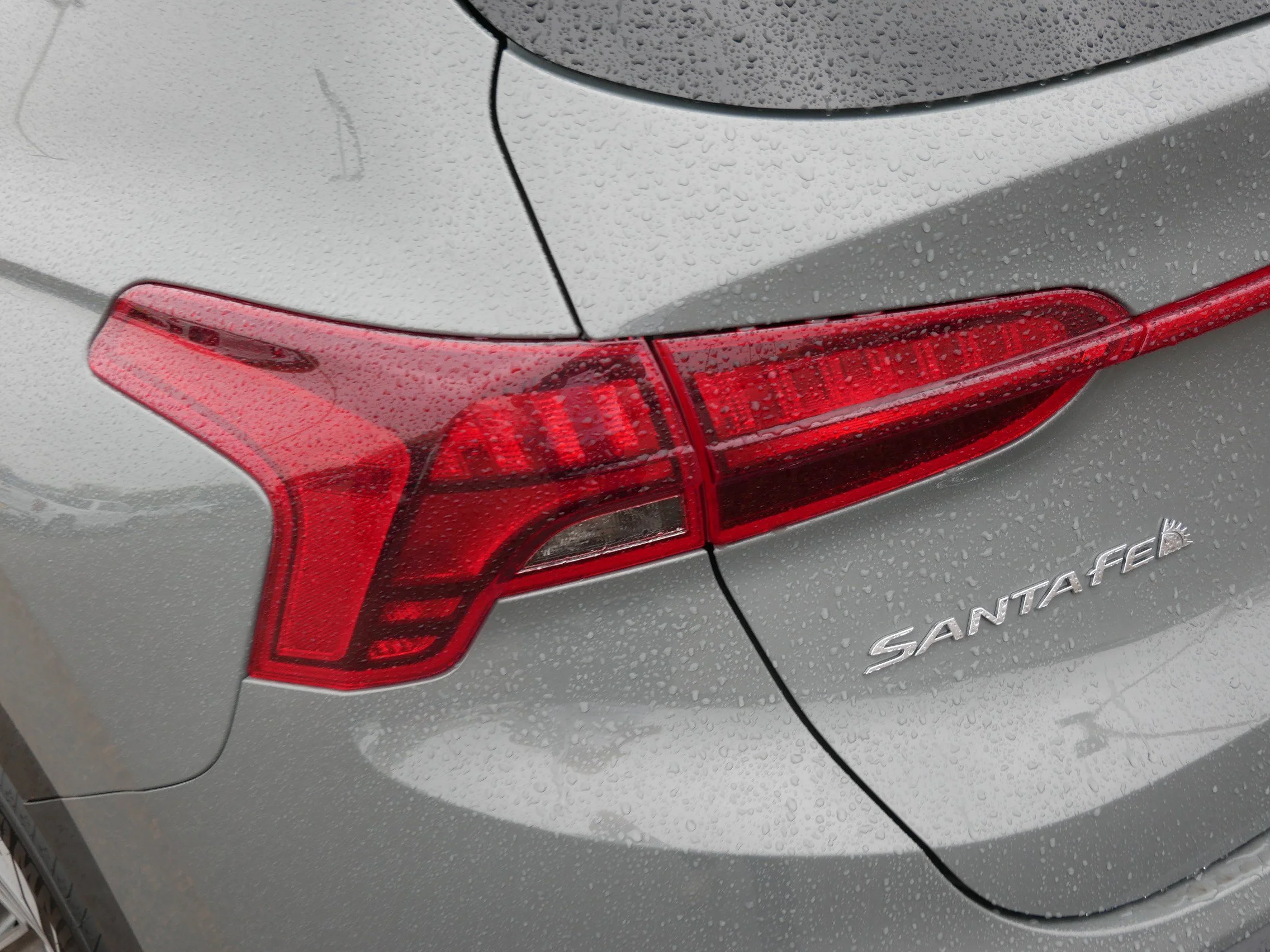 Certified Used 2022 Hampton Gray Hyundai SEL image 17