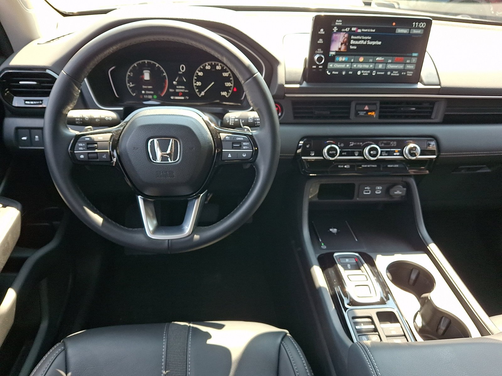 Certified Used 2025 Modern Steel Metallic Honda AWD EX-L image 9