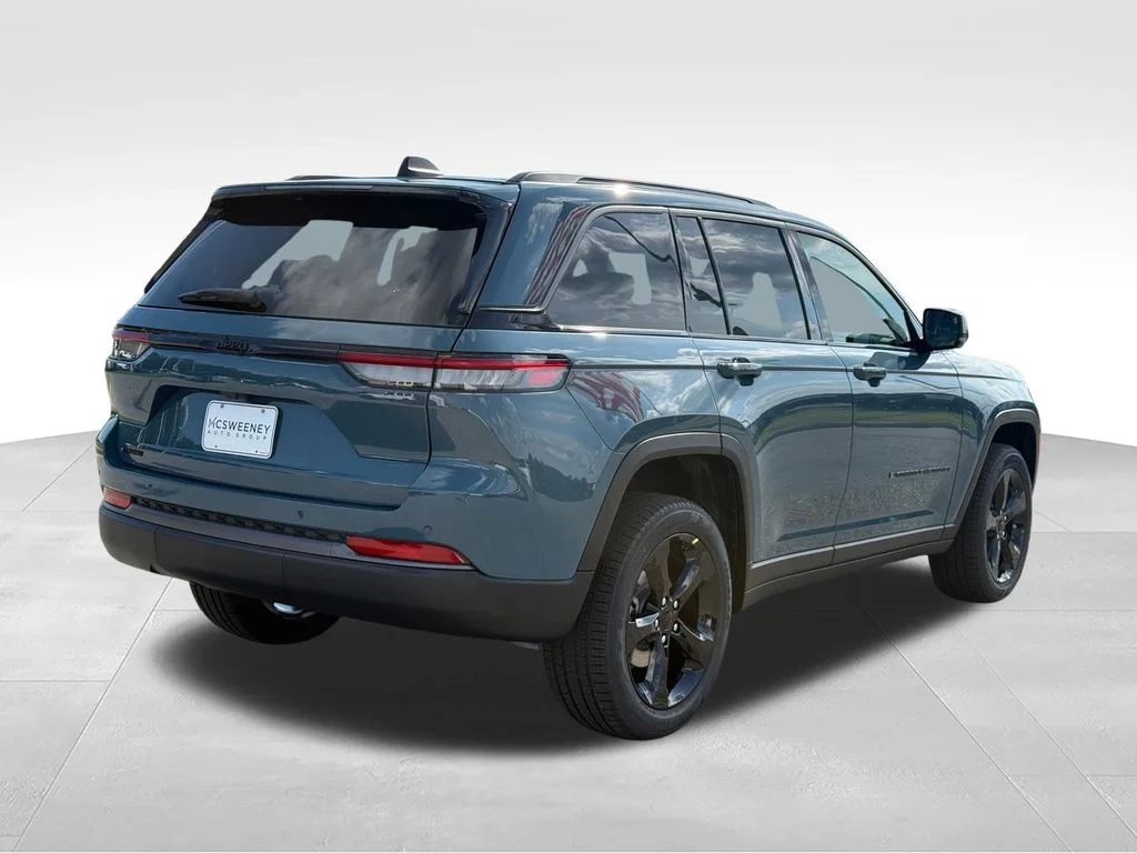 New 2026 Steel Blue Exterior Paint Jeep Limited image 28
