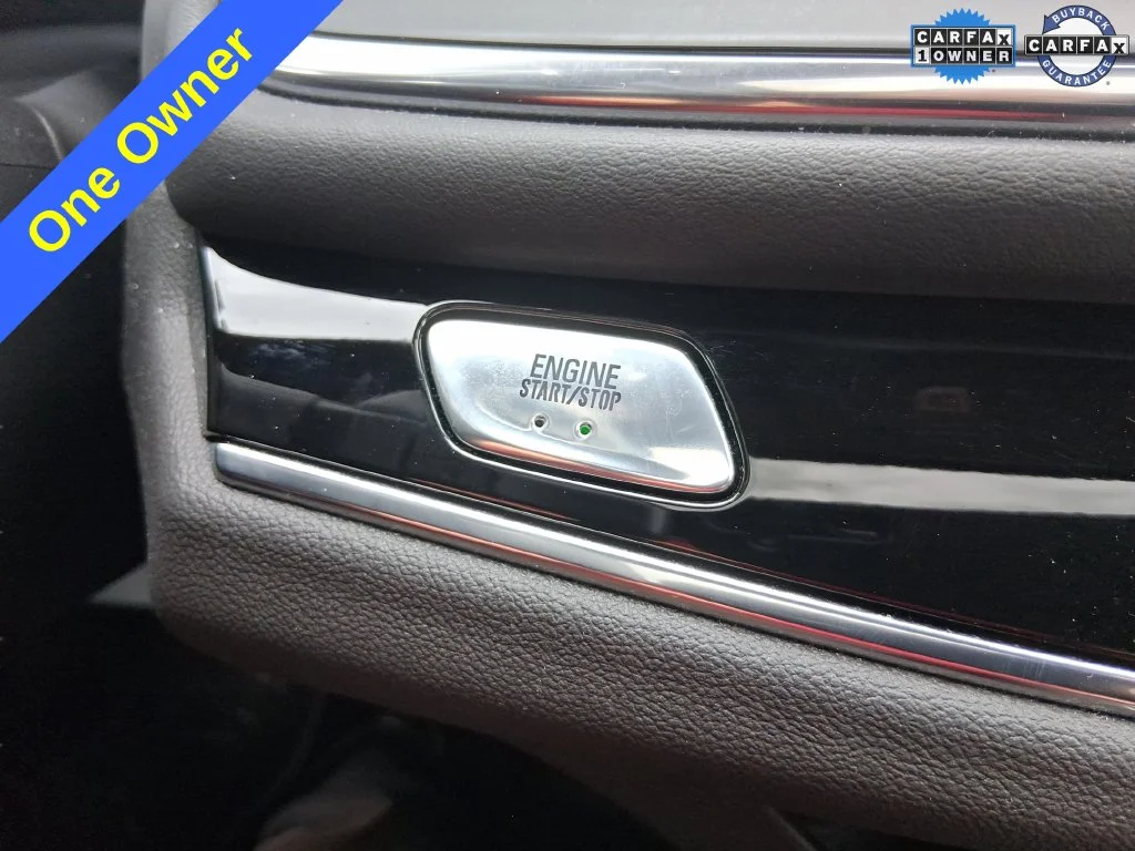 Used 2023 Black Buick Avenir image 13