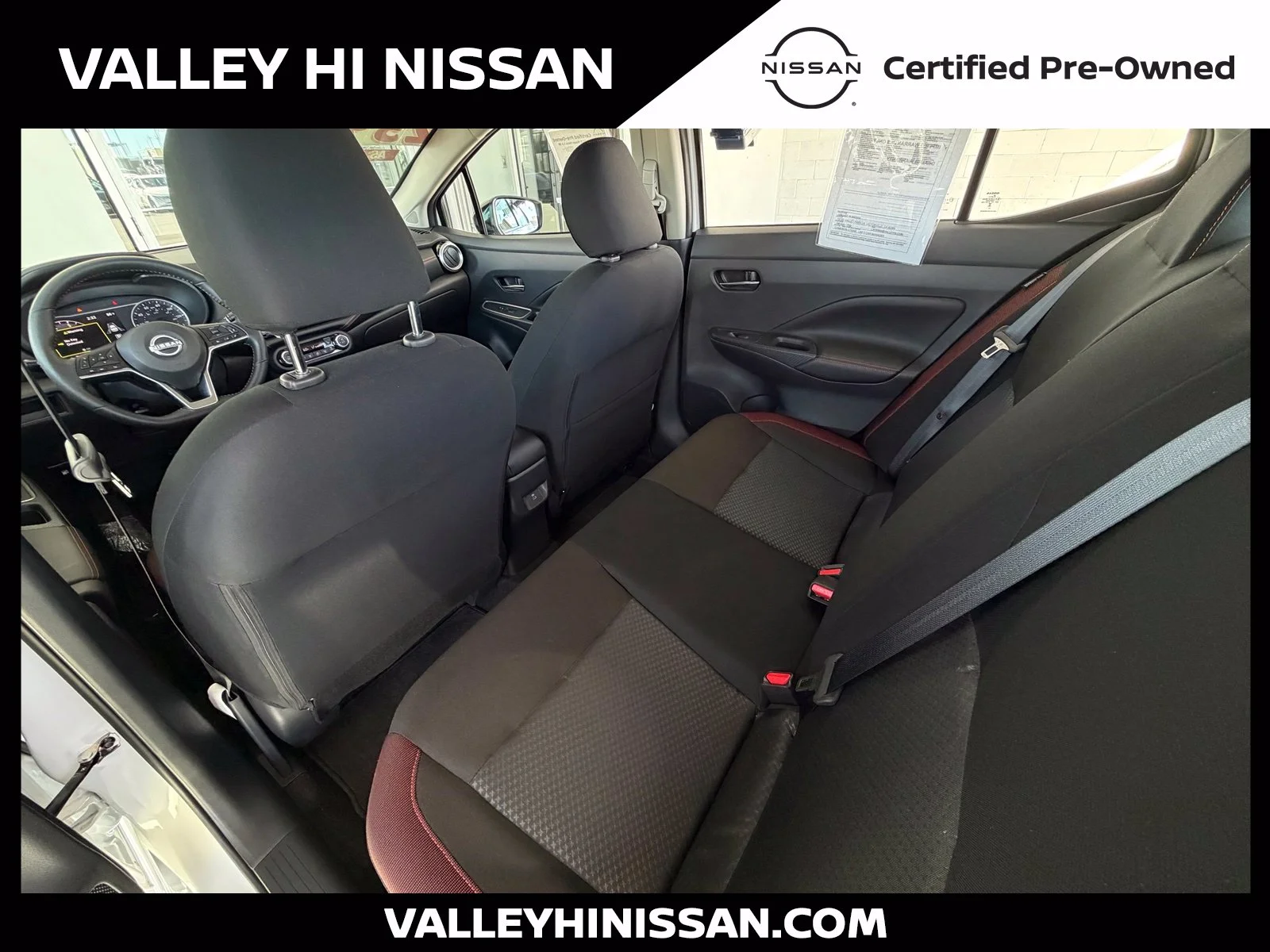 2025 Nissan Versa Sedan SR - Photo 18