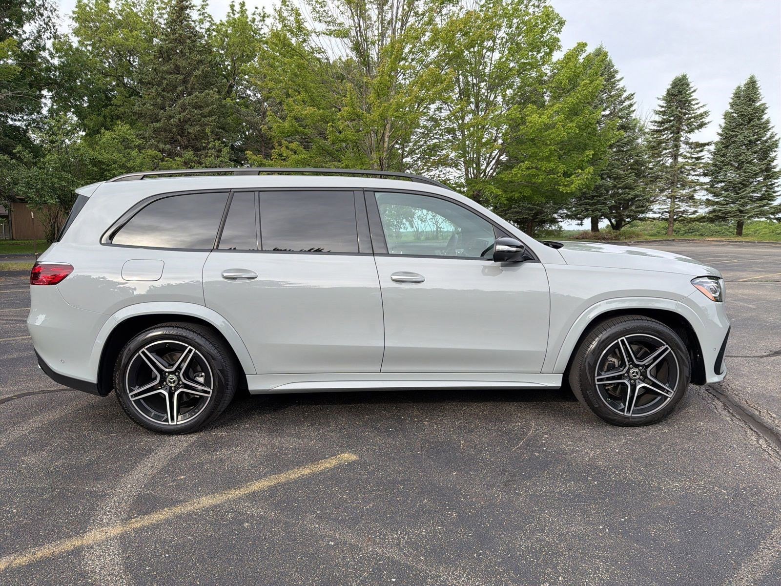 Used 2024 MANUFAKTUR Alpine Gray Mercedes-Benz GLS 450 image 7