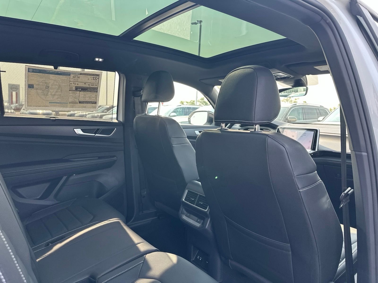 New 2026 White/off-white Volkswagen 2.0T SEL R-Line Black image 33