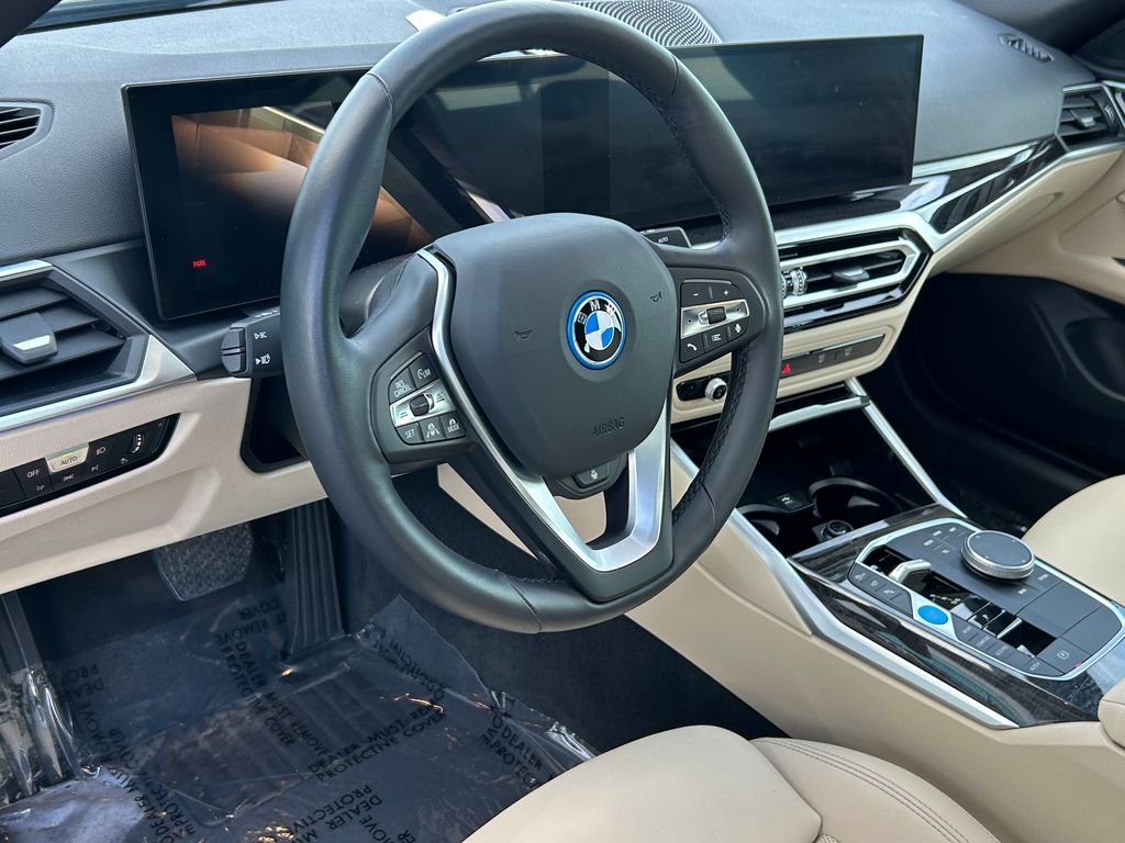 Certified Used 2023 Jet Black BMW eDrive35 image 13