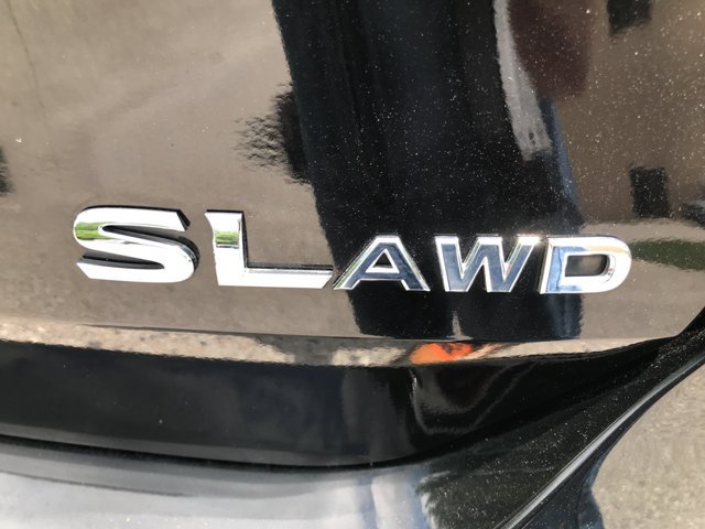 Used 2019 Magnetic Black Pearl Nissan SL image 8