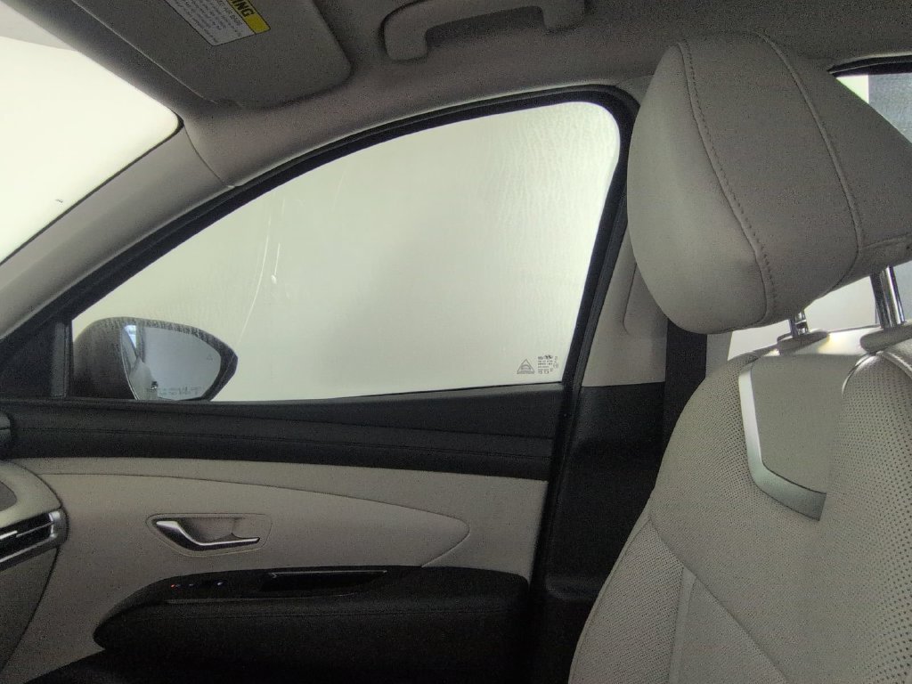 2025 Hyundai Tucson Limited - Photo 28