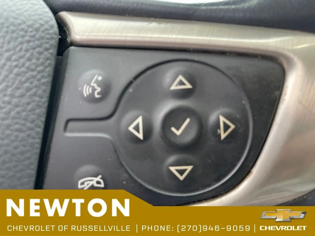 Used 2022 White Frost GMC Denali image 13