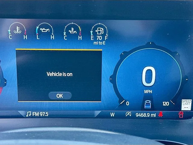 Used 2025 Blue Ford XLT image 12