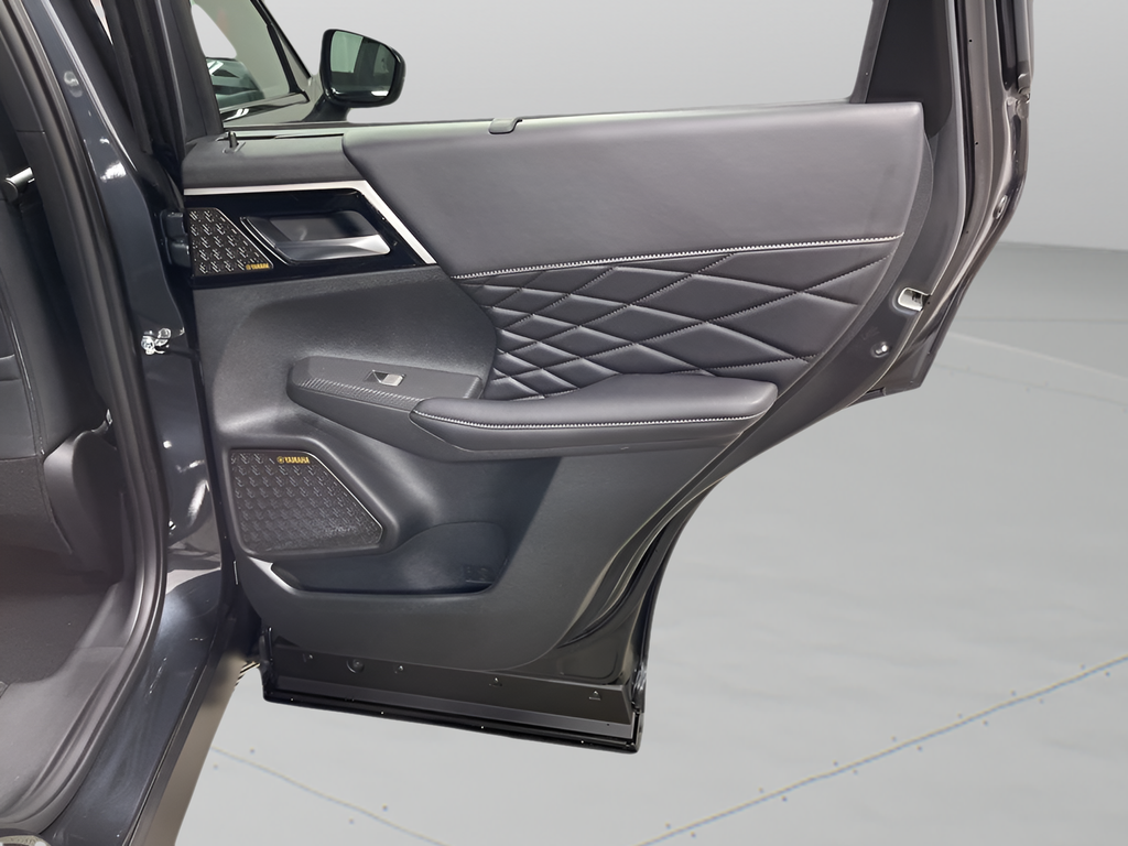 New 2026  Mitsubishi Black Edition image 36
