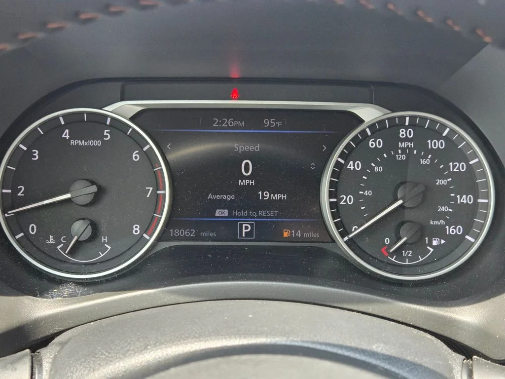 Used 2025 Orange Nissan SR image 15