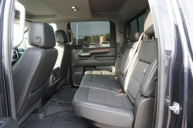 Used 2024  GMC Denali image 21