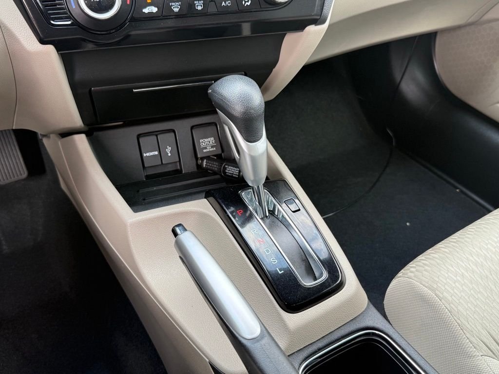 Used 2015 White Honda EX image 17