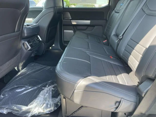 New 2026 Star White Metallic Tri-Coat Ford Platinum® image 11