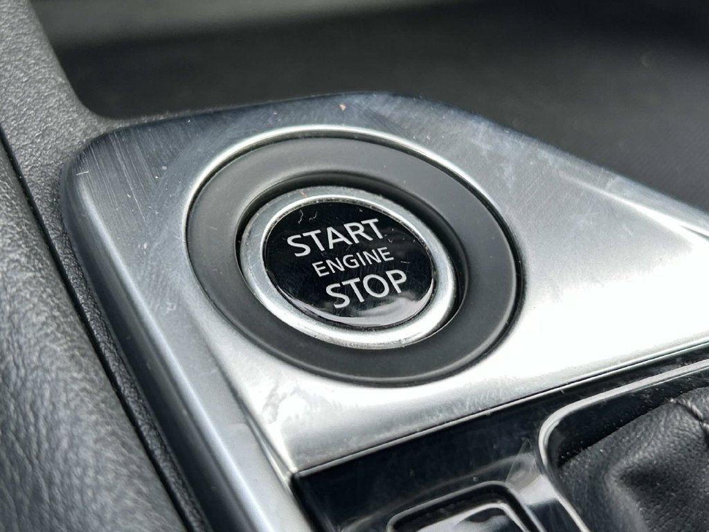 Used 2024 Gray Nissan SV image 23