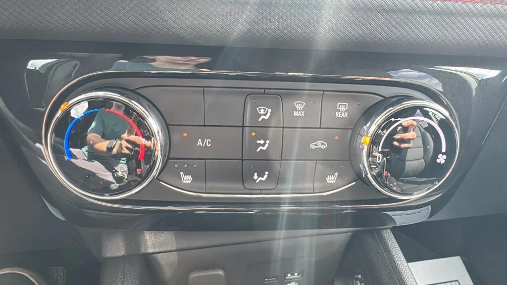 New 2026 Mosaic Black Metallic Chevrolet LT image 22