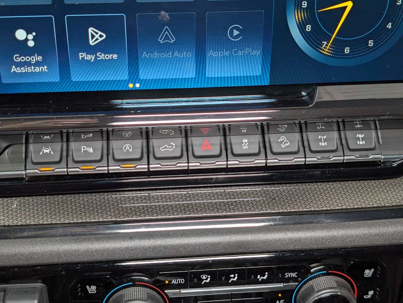 2023 Chevrolet Silverado 1500 ZR2 - Photo 35