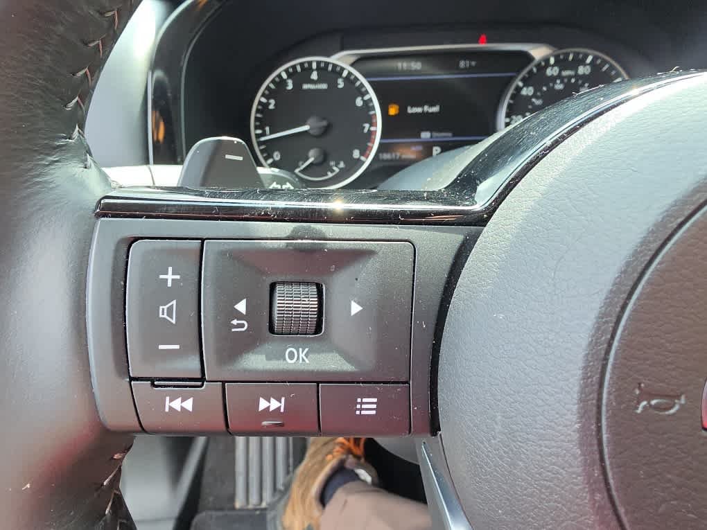 Used 2025 Gun Metallic Nissan SL image 27