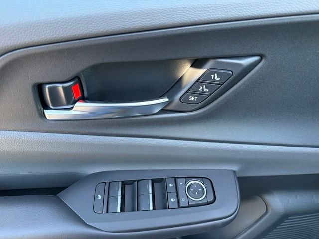 New 2027 08q4 Toyota  image 10