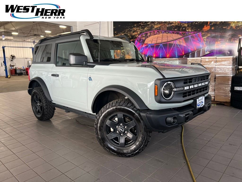 2024 Ford Bronco Black Diamond Mid (322A) 4x4's photo