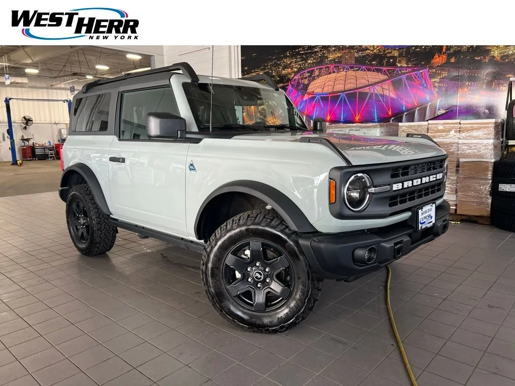 2024 Ford Bronco Black Diamond Mid (322A) 4x4's photo