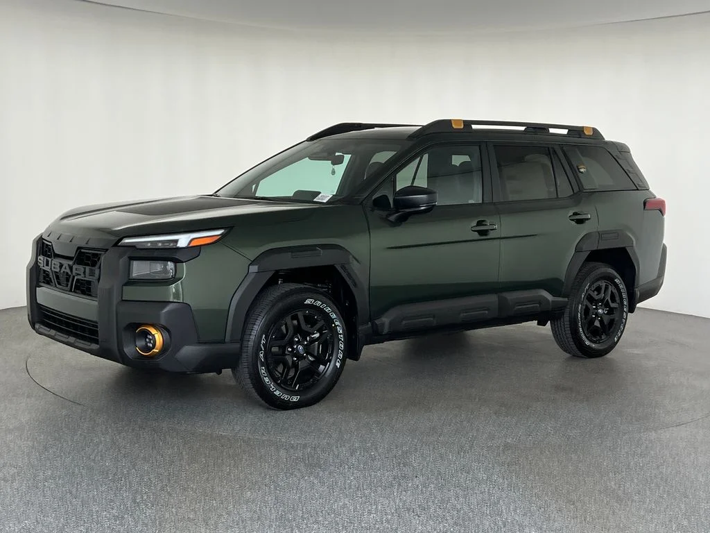 New 2026 DEEP EMERALD GREEN PEARL Subaru Wilderness image 9