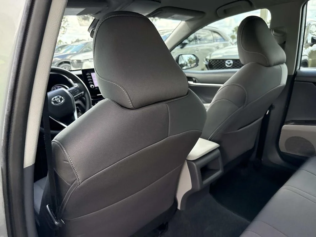 Used 2023 Silver Toyota LE image 13