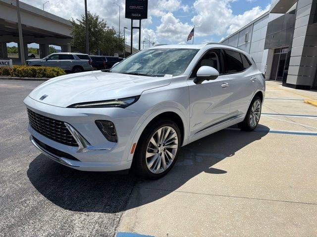 New 2026 Iridescent White Tricoat Buick Avenir image 3