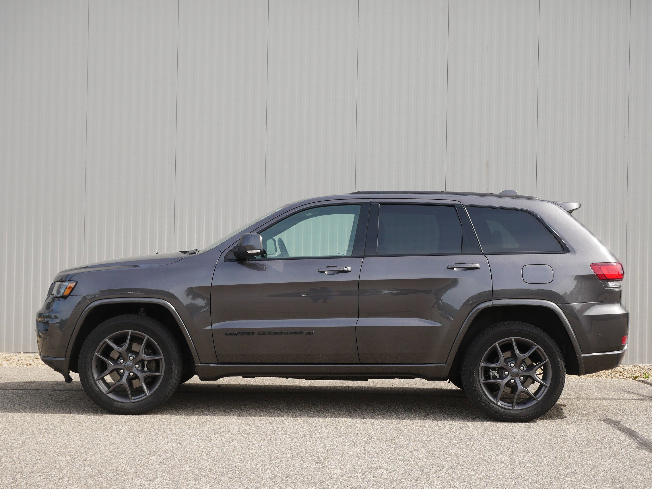Used 2021 Jeep Grand Cherokee 80th Edition with VIN 1C4RJFBG5MC560411 for sale in Hastings, Minnesota