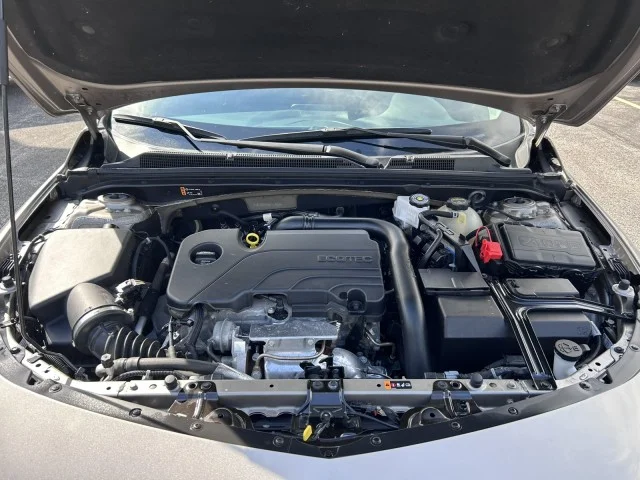 1G1ZD5ST6SF119034