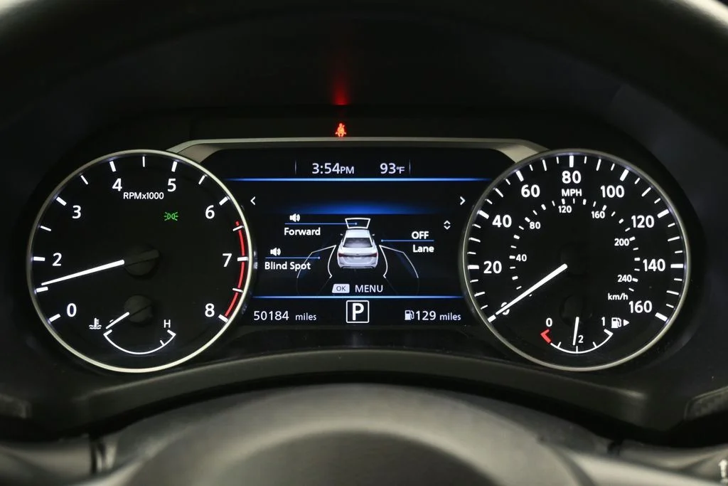 Used 2024 White Nissan SV image 18