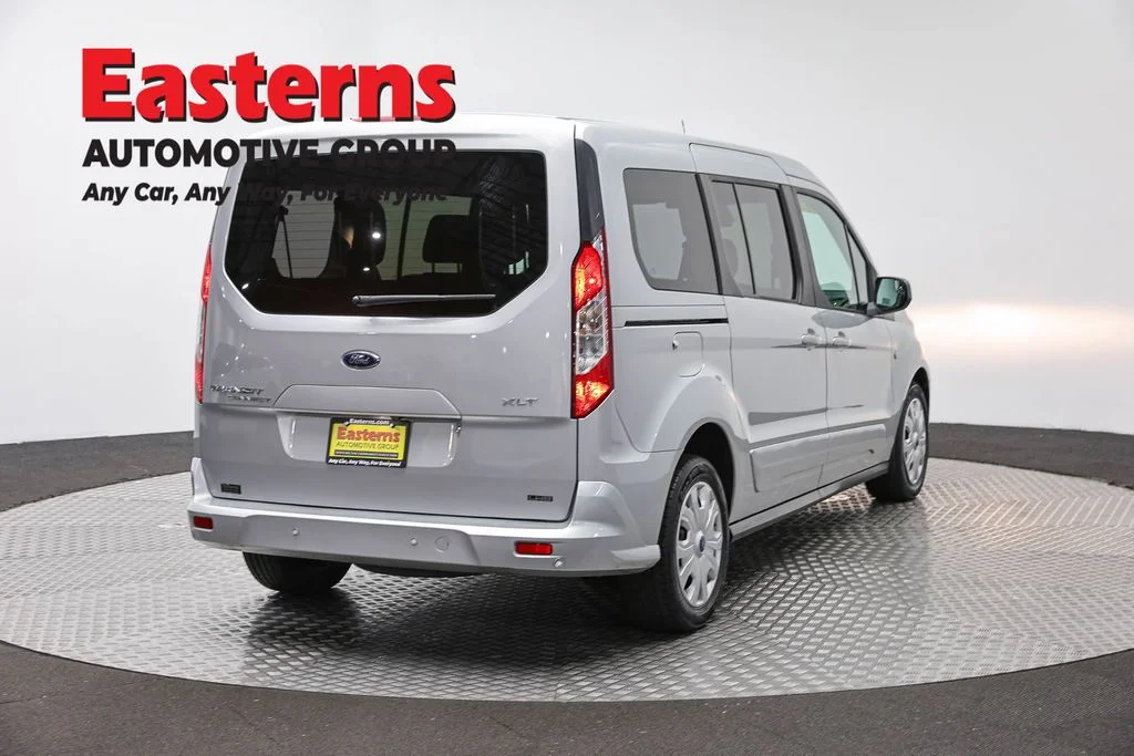 Used 2021 Silver Ford XLT image 5