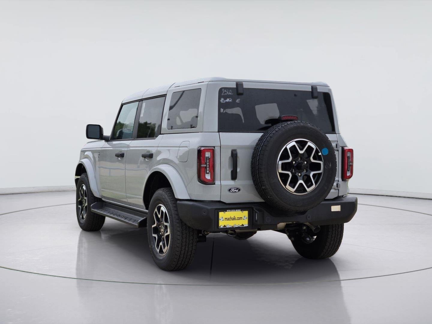 New 2026 Avalanche Gray Ford Outer Banks® image 3