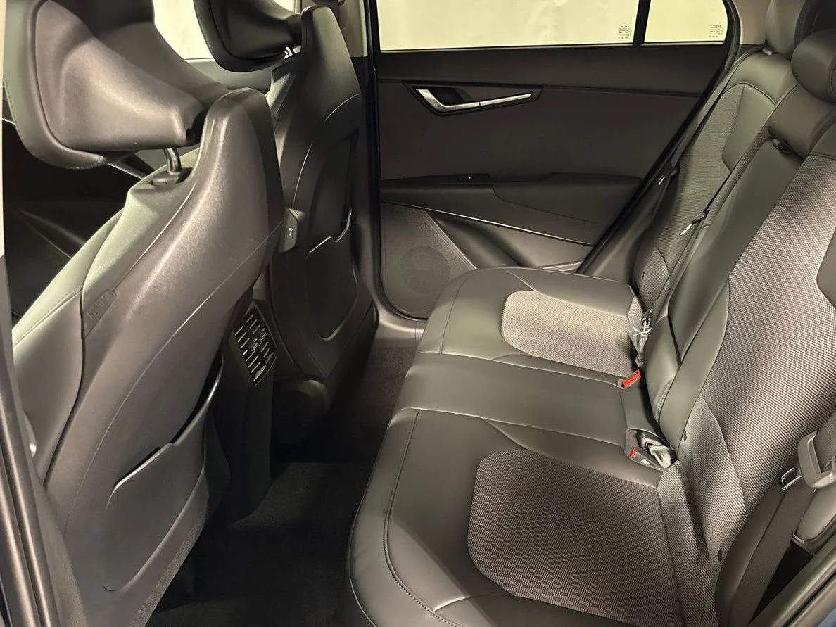 New 2026 Aurora Black Pearl Kia EX image 5