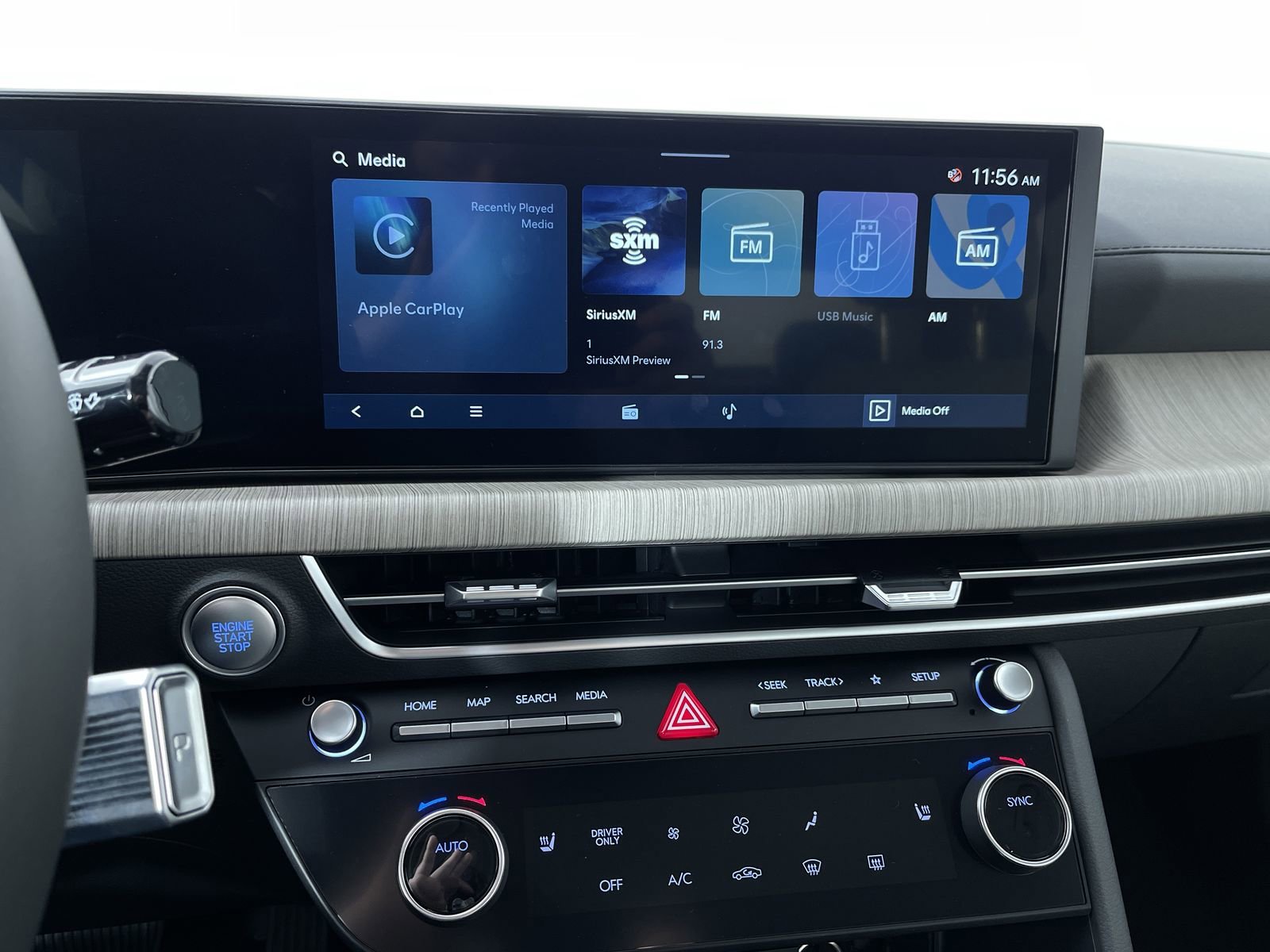 2025 Hyundai Sonata Hybrid SEL - Photo 18