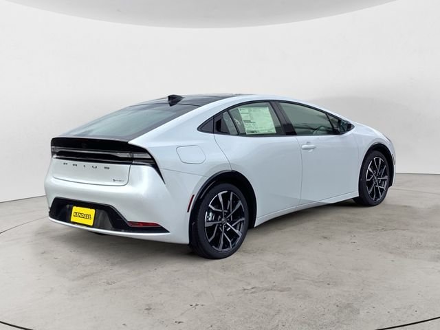 New 2026 Wind Chill Pearl <sup>1</sup> Toyota  XSE image 5