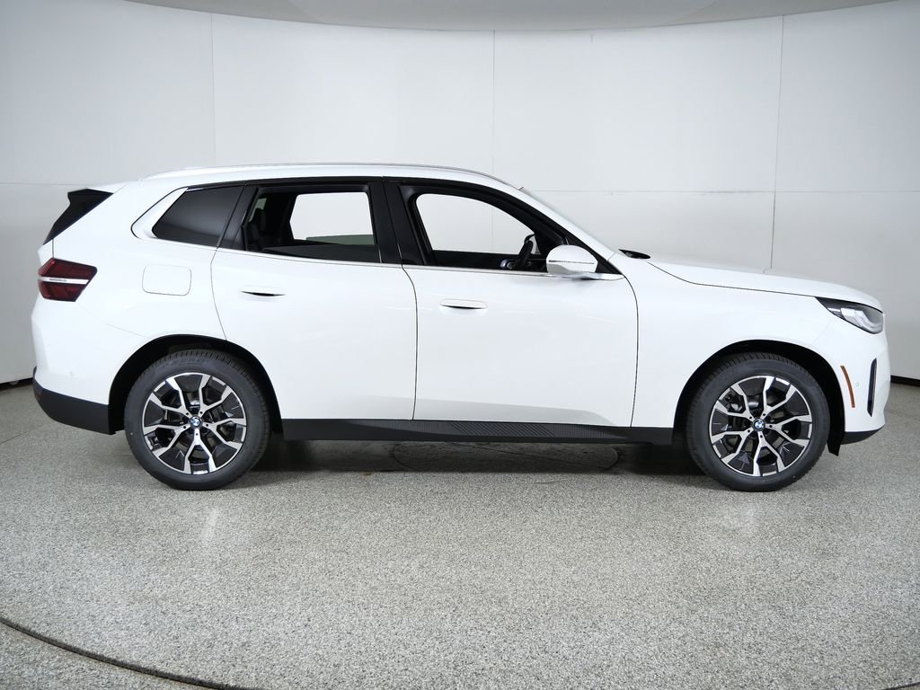Used 2026 Mineral White Metallic BMW 30 xDrive image 9