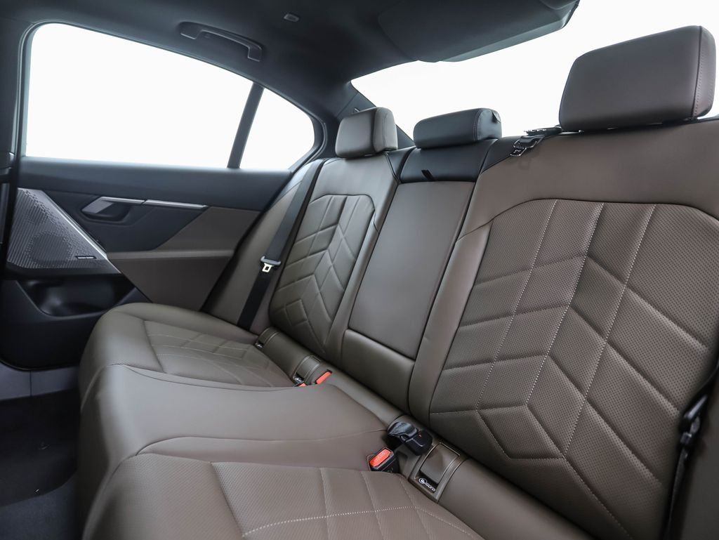 2026 BMW 5 Series 530i - Photo 24