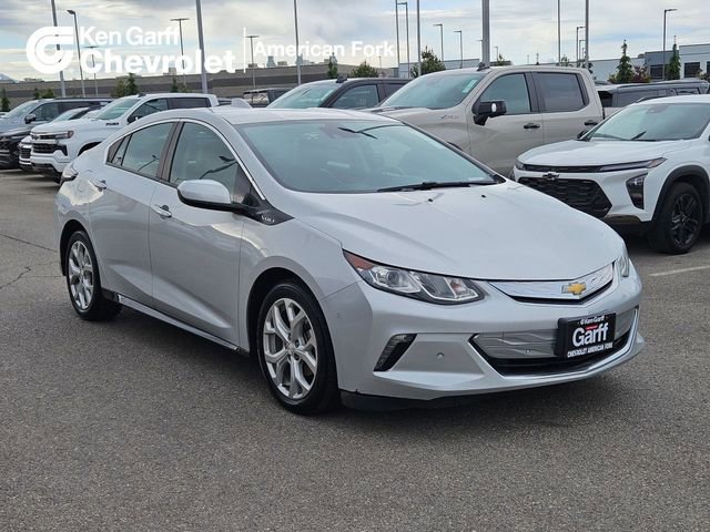 2017 Chevrolet Volt Premier's photo