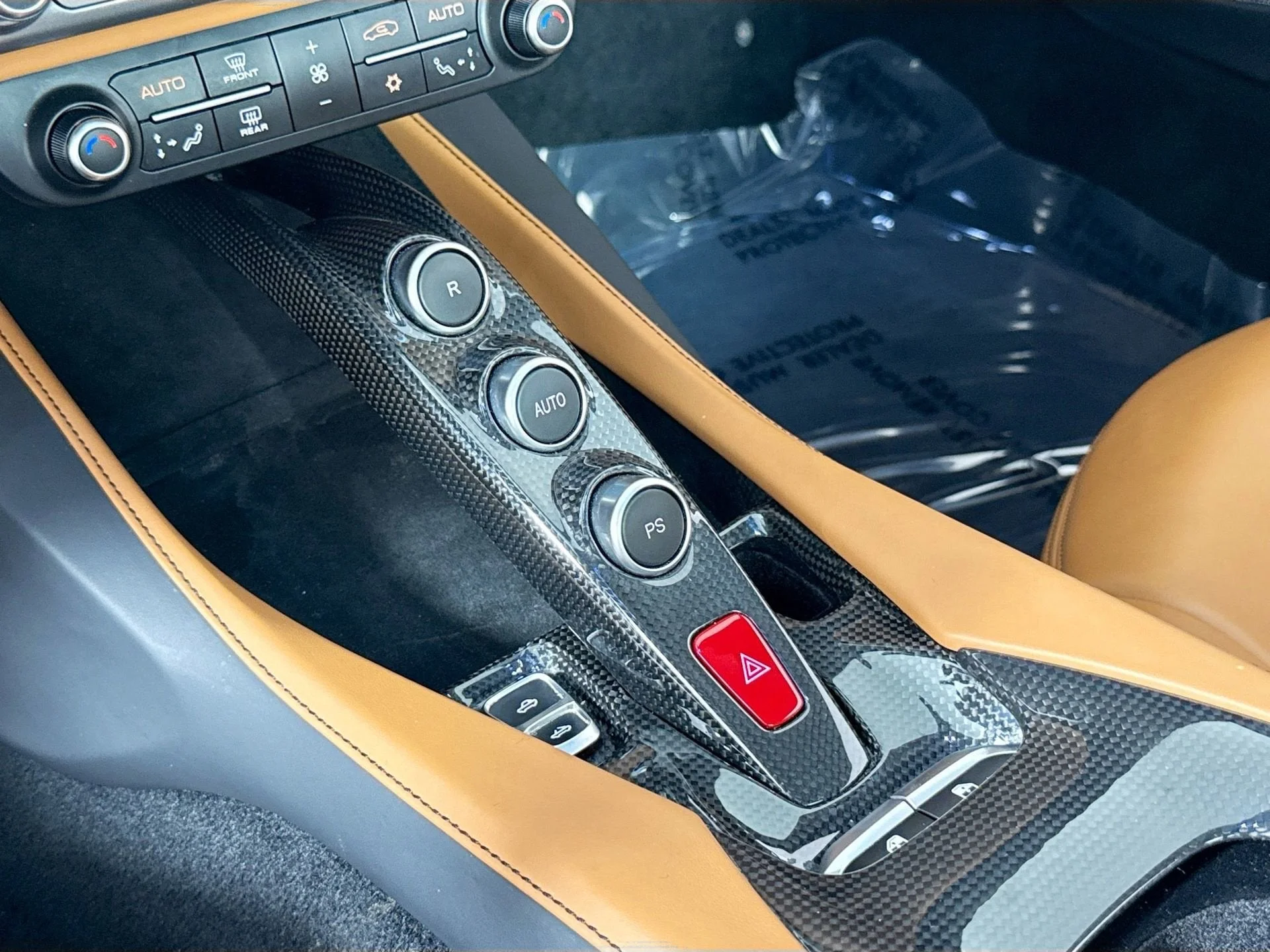 Certified Used 2019 Nero Ferrari Base image 15