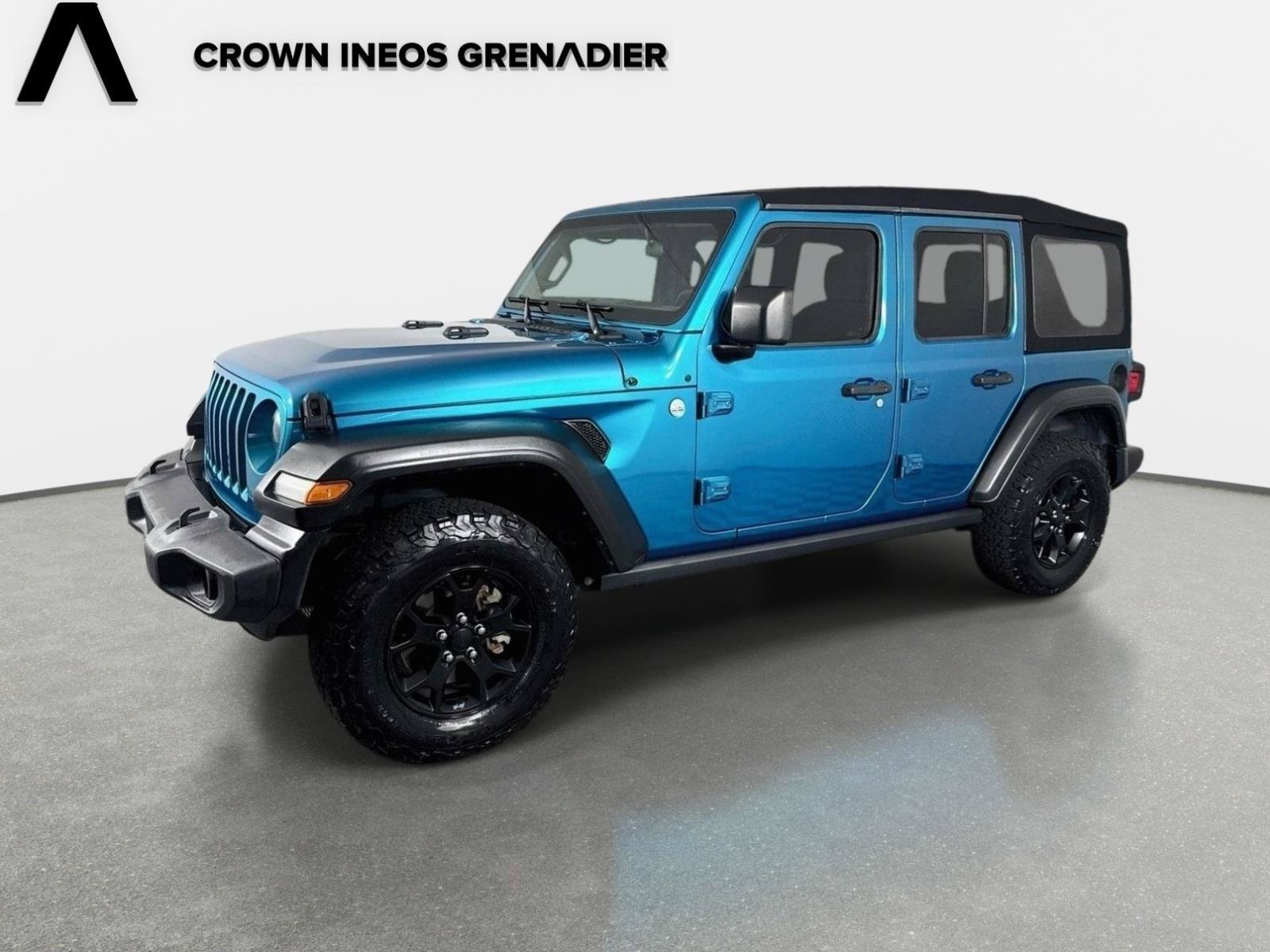 Used 2020 Bikini Pearlcoat Jeep Sport S image 1