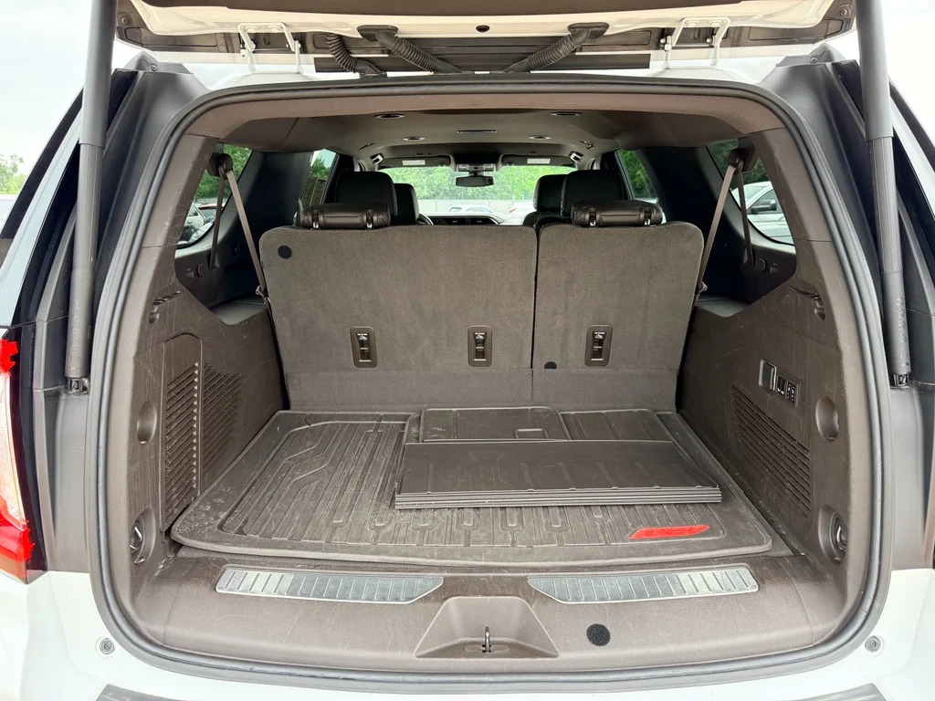 Used 2021 Summit White GMC Denali image 30