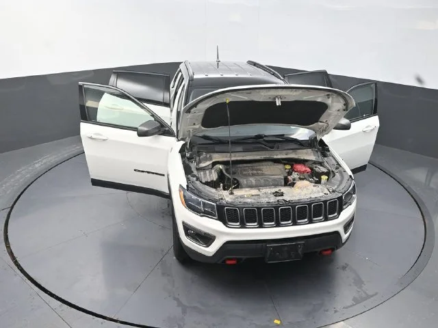 Used 2020 White Jeep Trailhawk image 40